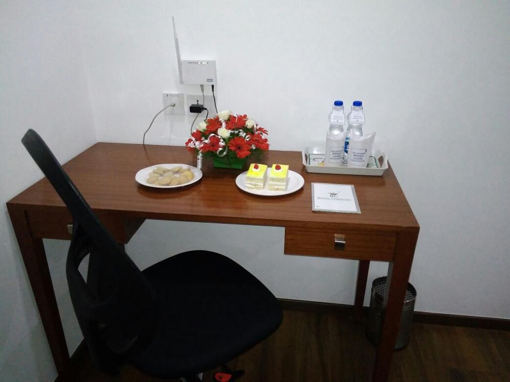 The Royal Comfort Бангалор Екстериор снимка