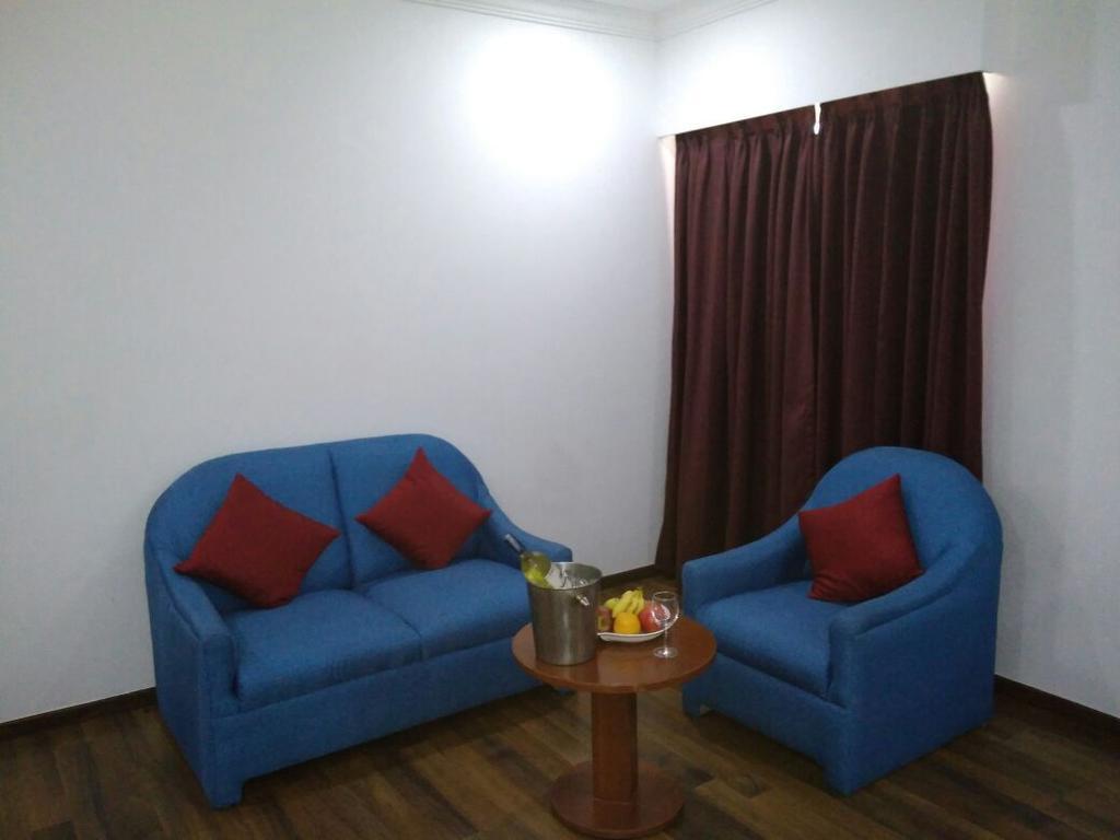 The Royal Comfort Бангалор Екстериор снимка